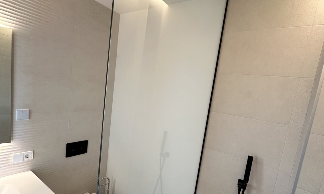 Segunda mano - Apartamento -
Las Colinas Golf - Costa Blanca