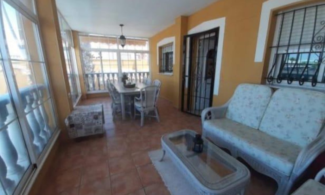 Revente - Villa -
Torrevieja - Aguas Nuevas