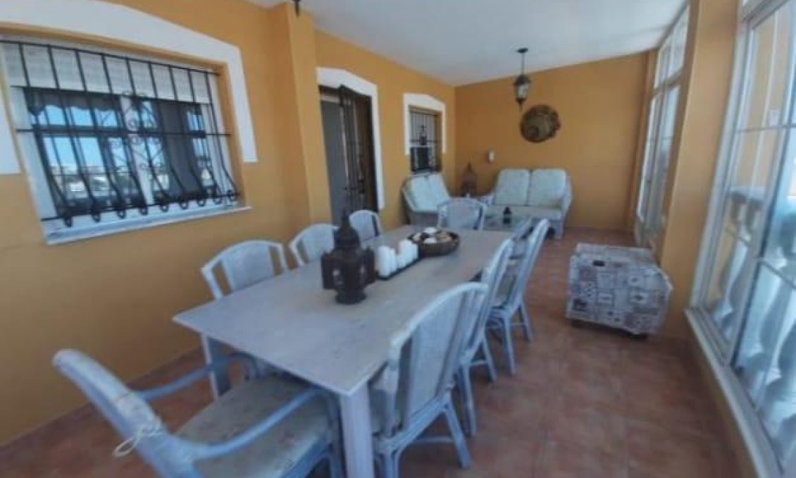 Revente - Villa -
Torrevieja - Aguas Nuevas