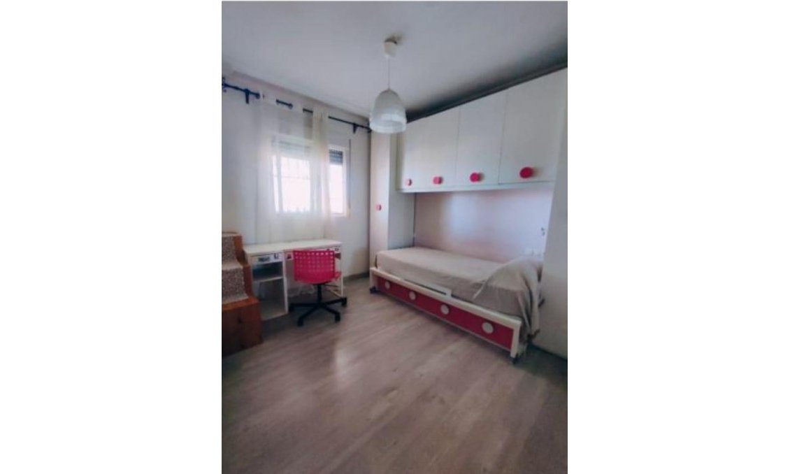 Revente - Villa -
Torrevieja - Aguas Nuevas