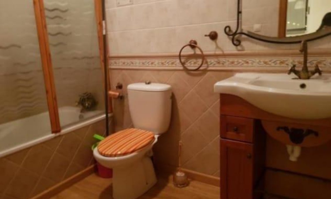 Revente - Villa -
Torrevieja - Aguas Nuevas