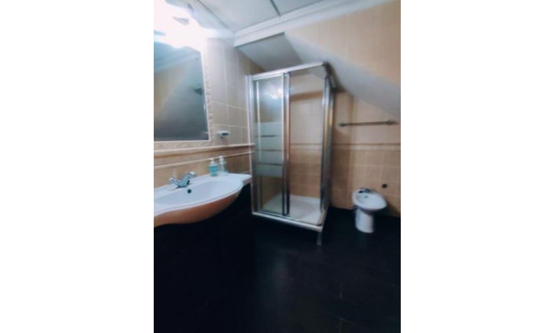 Revente - Villa -
Torrevieja - Aguas Nuevas