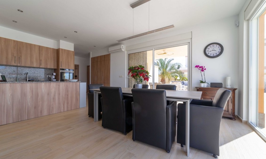Segunda mano - Villa -
Torrevieja - Costa Blanca