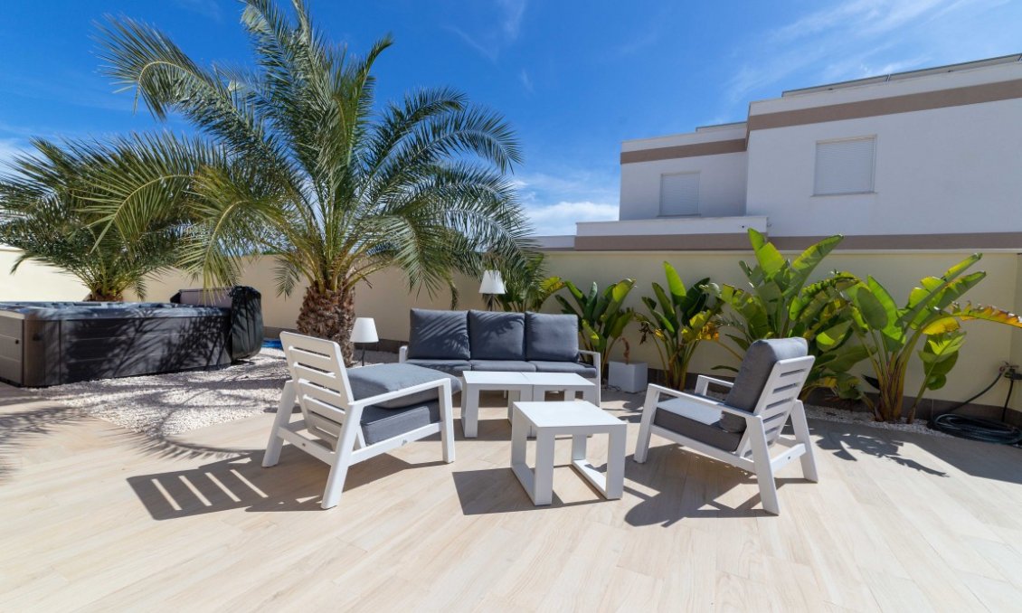 Segunda mano - Villa -
Torrevieja - Costa Blanca