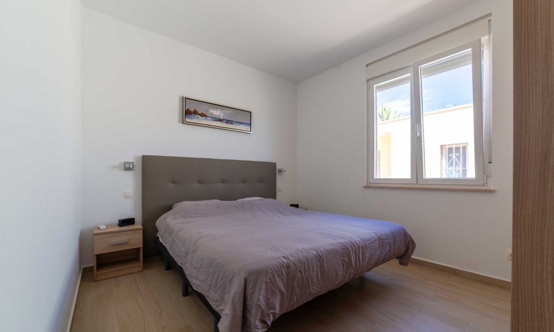 Segunda mano - Villa -
Torrevieja - Costa Blanca