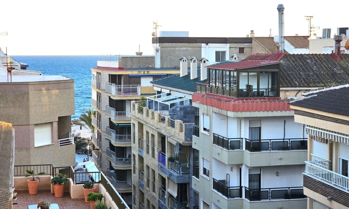 Segunda mano - Apartamento -
Torrevieja - Centro