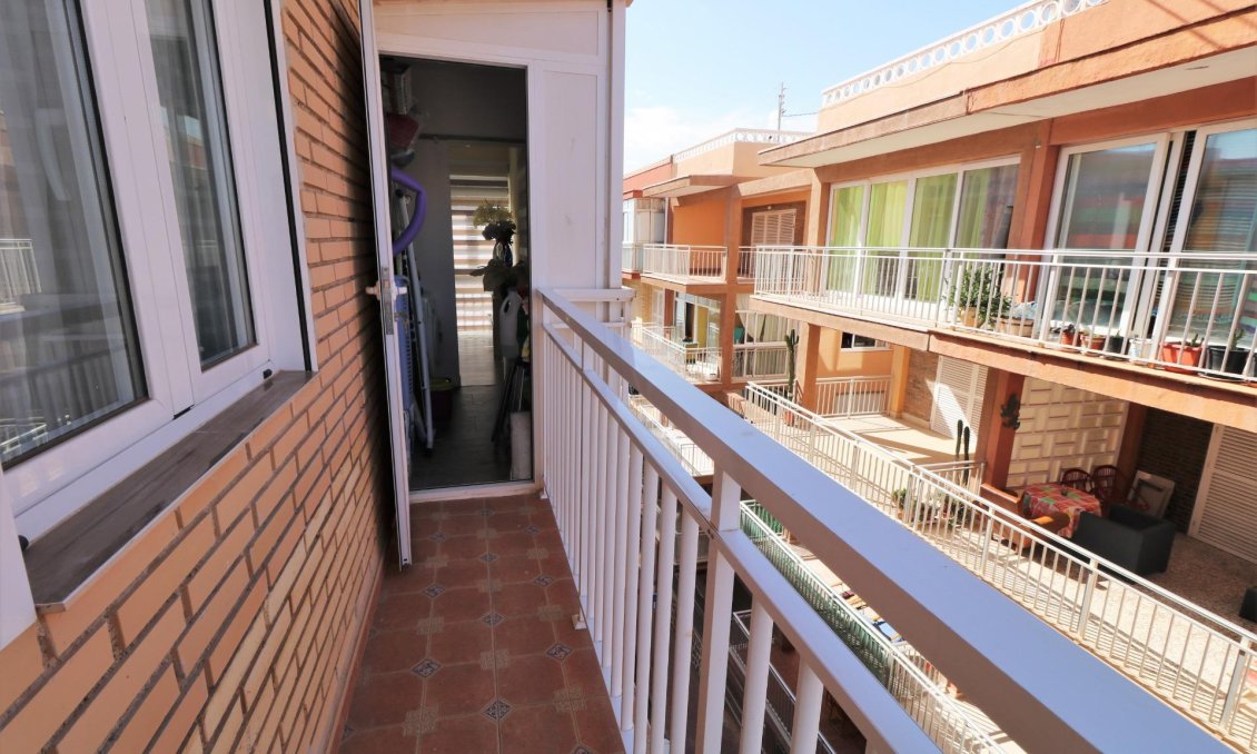 Segunda mano - Ático -
Torrevieja - Playa De Los Naufragos