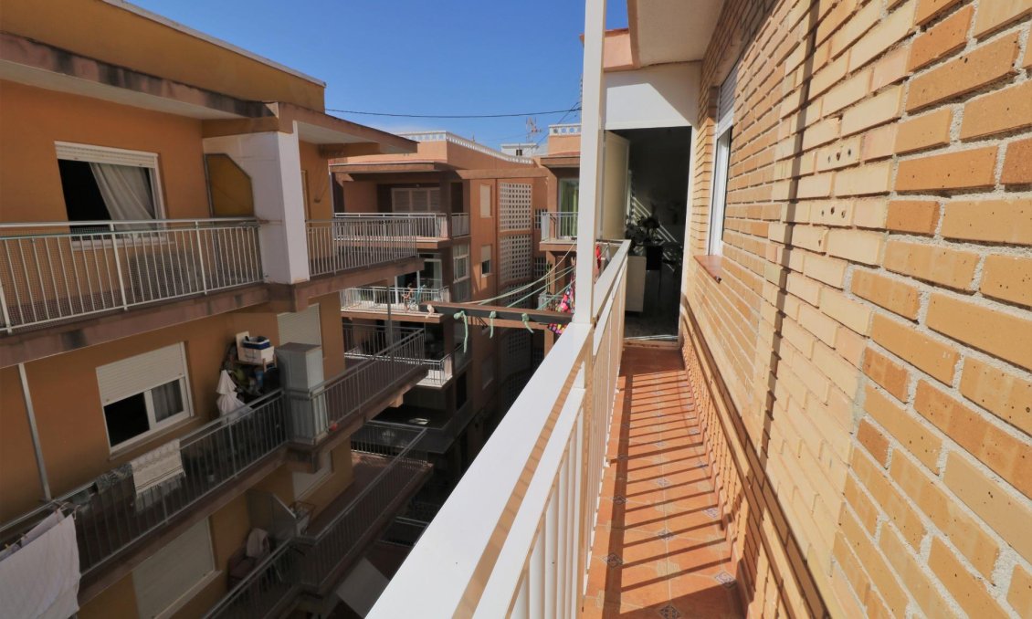 Segunda mano - Ático -
Torrevieja - Playa De Los Naufragos