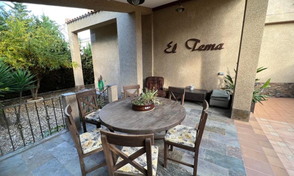 Segunda mano - Villa -
Ciudad Quesada - Costa Blanca