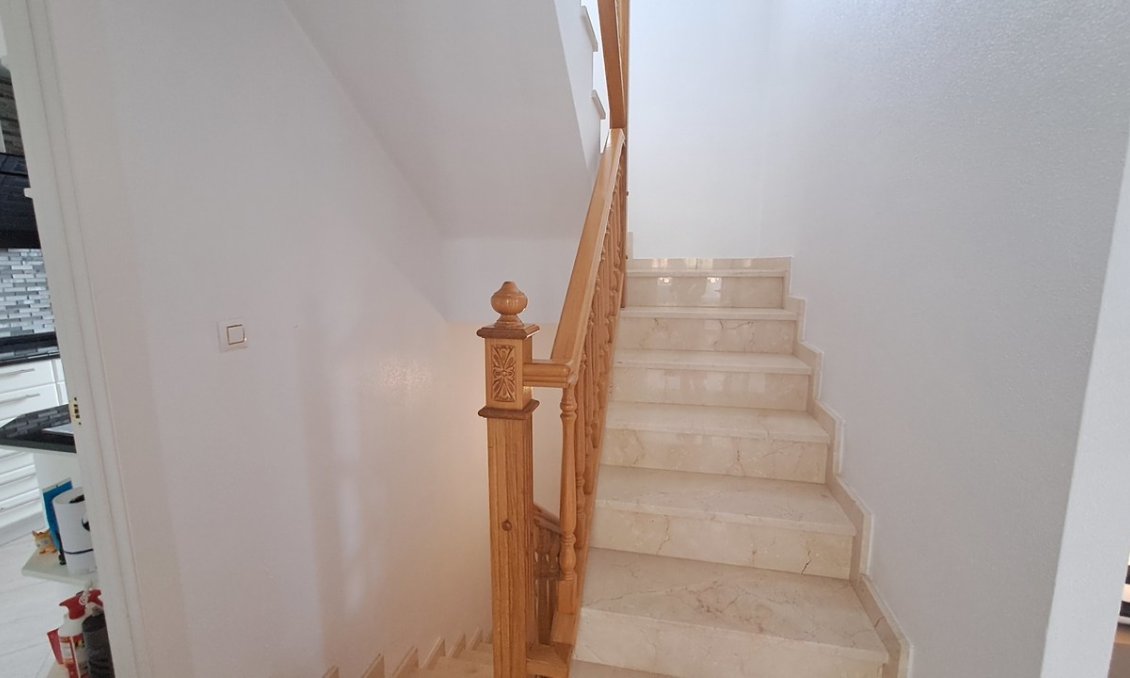 Wiederverkauf - Villa -
Punta Prima - Costa Blanca