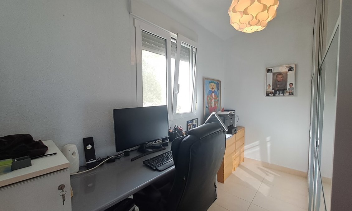 Wiederverkauf - Villa -
Punta Prima - Costa Blanca