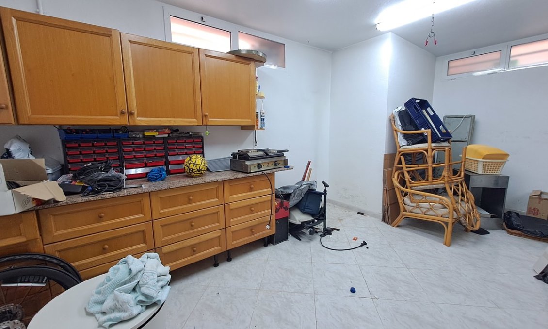 Wiederverkauf - Villa -
Punta Prima - Costa Blanca