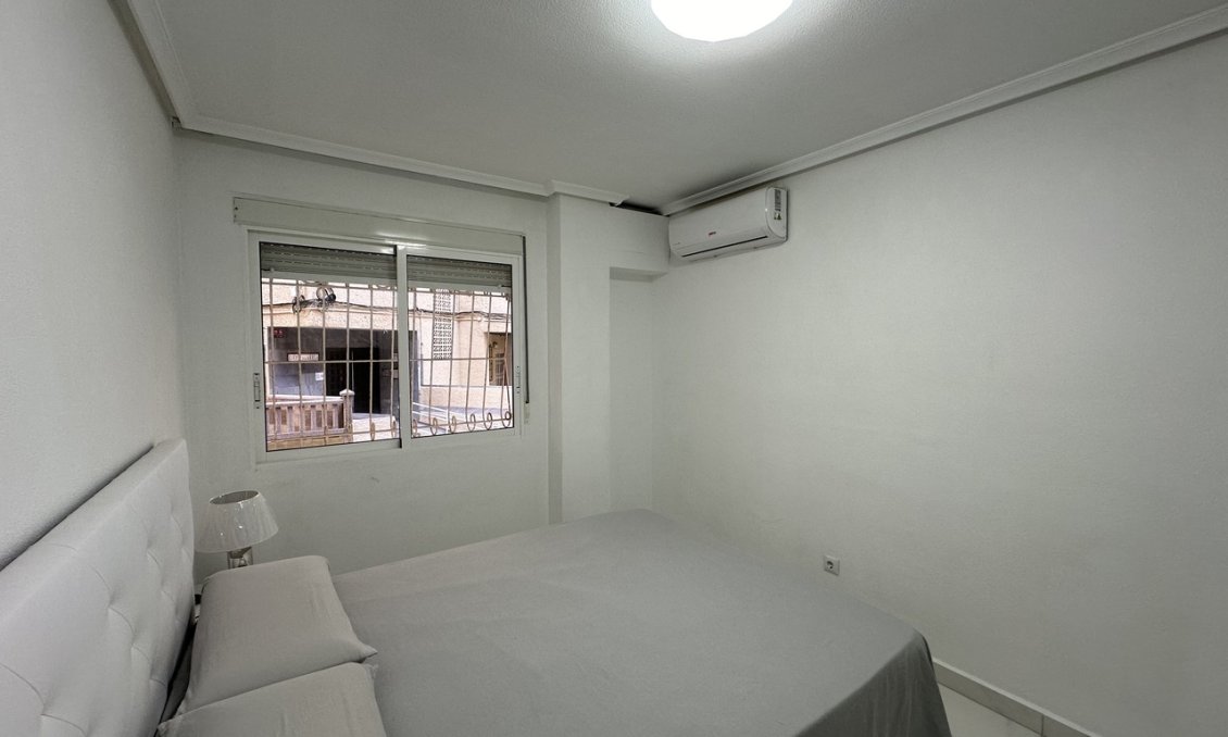 Segunda mano - Apartamento -
Torrevieja - Costa Blanca