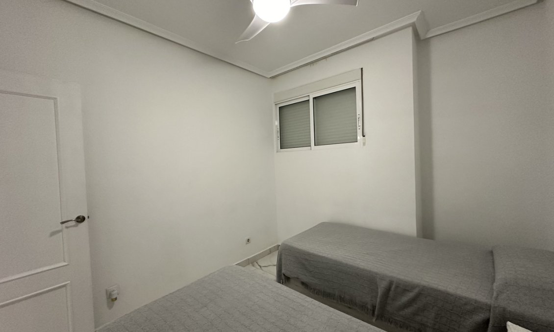 Segunda mano - Apartamento -
Torrevieja - Costa Blanca