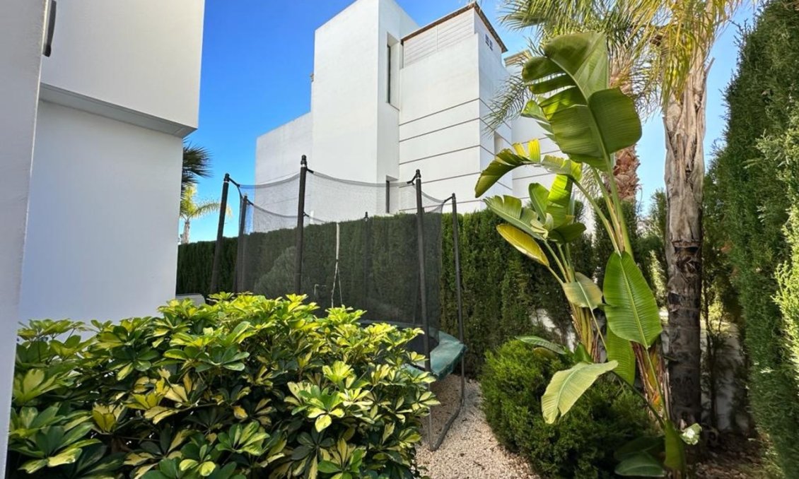 Segunda mano - Villa -
Ciudad Quesada - Costa Blanca