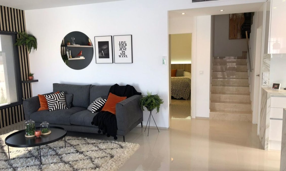 Segunda mano - Villa -
Ciudad Quesada - Costa Blanca