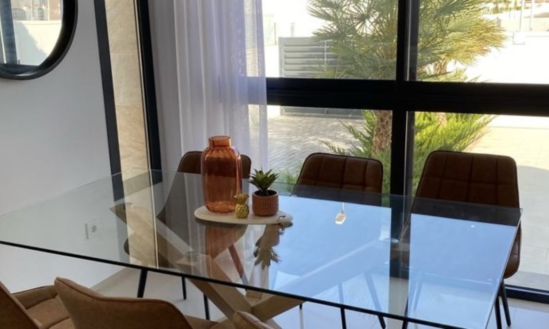 Segunda mano - Villa -
Ciudad Quesada - Costa Blanca
