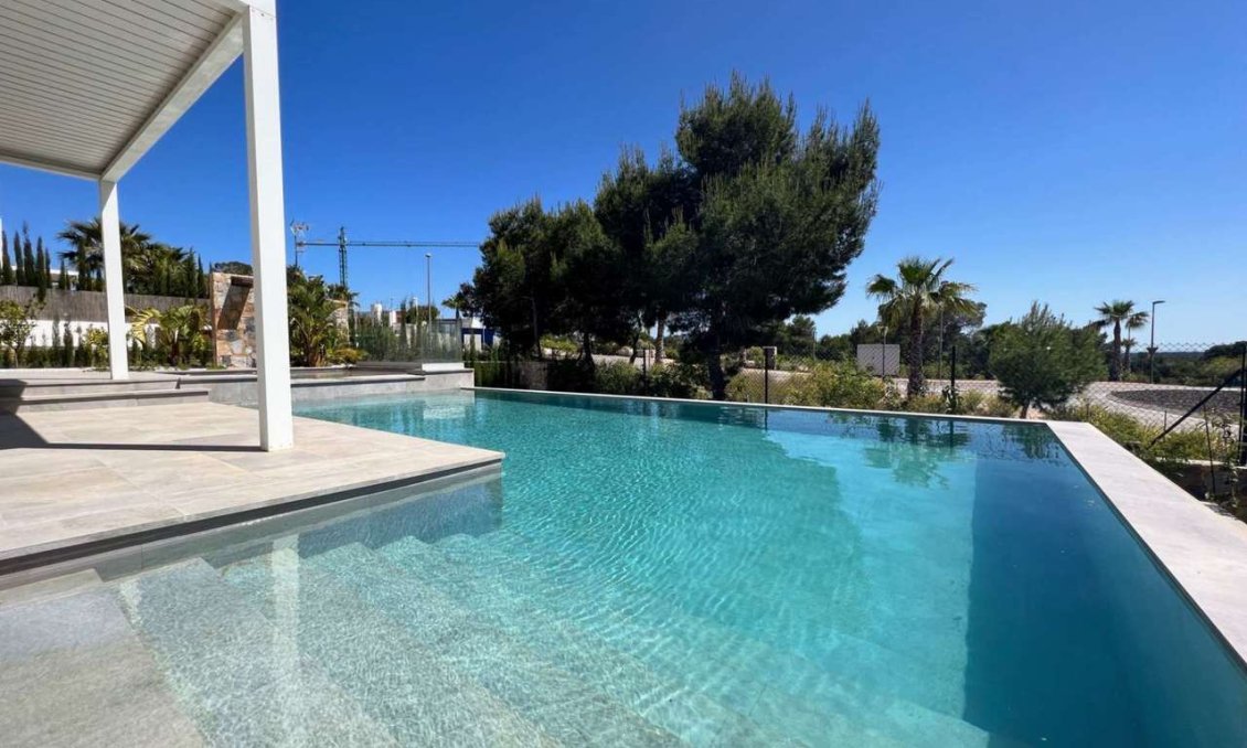 Segunda mano - Villa -
Las Colinas Golf - Costa Blanca