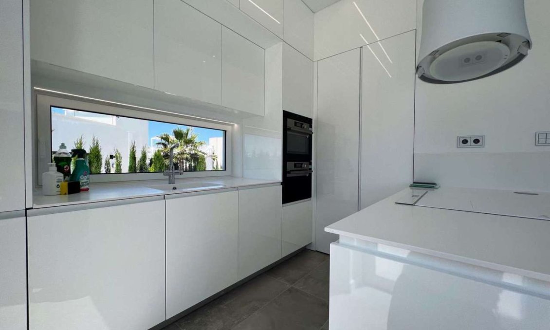 Segunda mano - Villa -
Las Colinas Golf - Costa Blanca