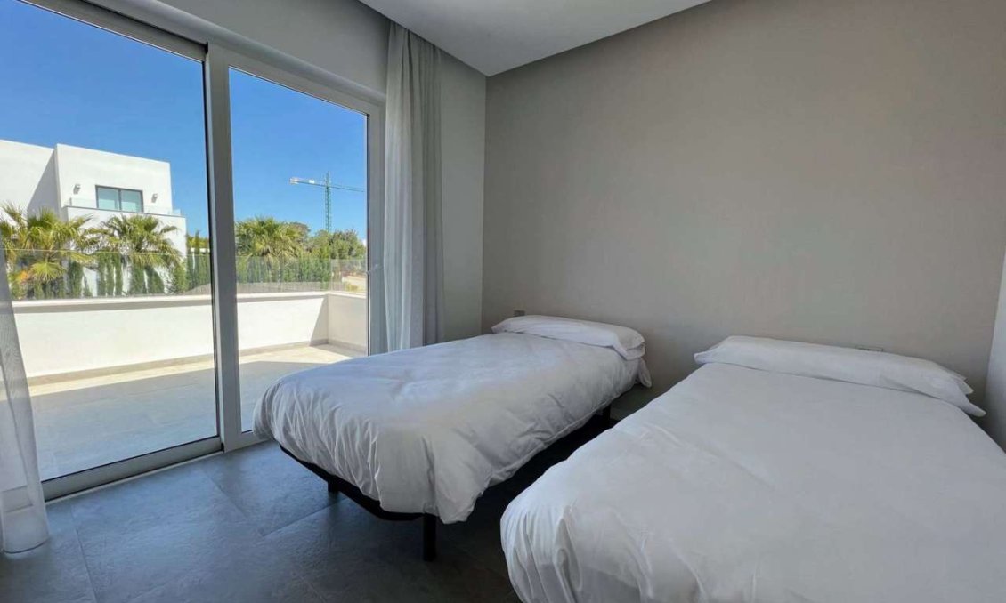 Segunda mano - Villa -
Las Colinas Golf - Costa Blanca