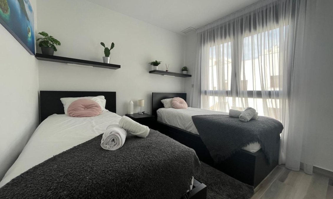 Segunda mano - Villa -
Los Altos - Costa Blanca