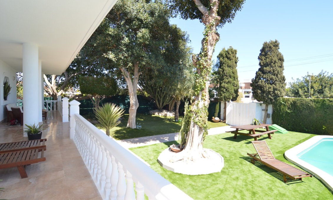 Segunda mano - Villa -
Torrevieja - Costa Blanca