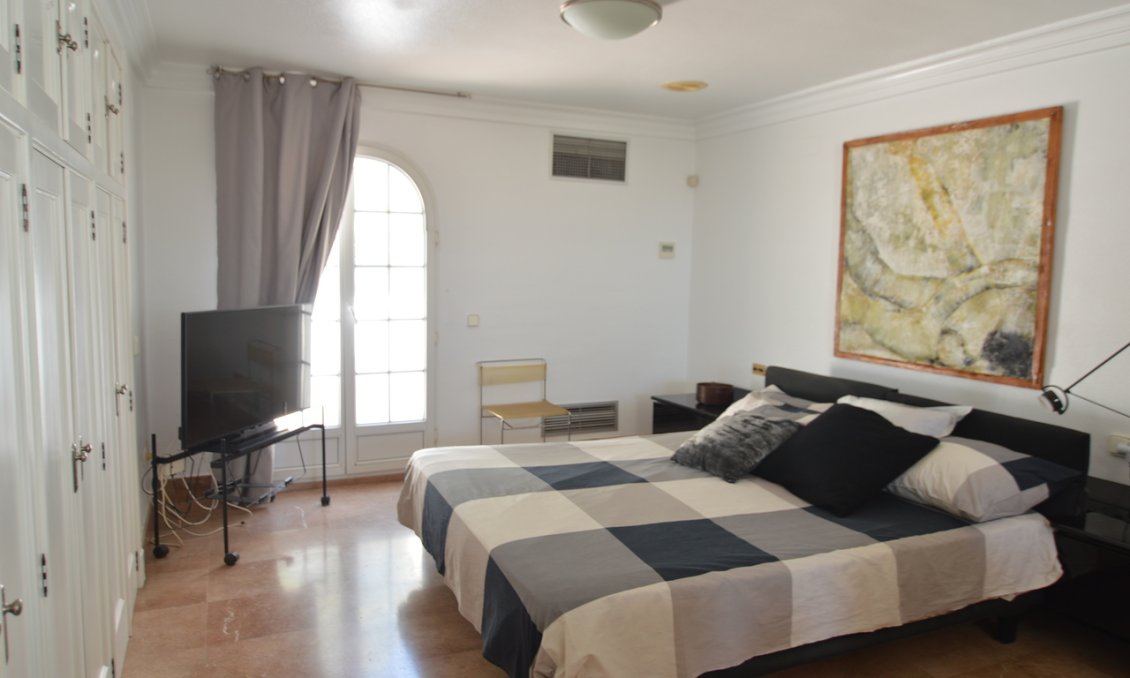 Segunda mano - Villa -
Torrevieja - Costa Blanca