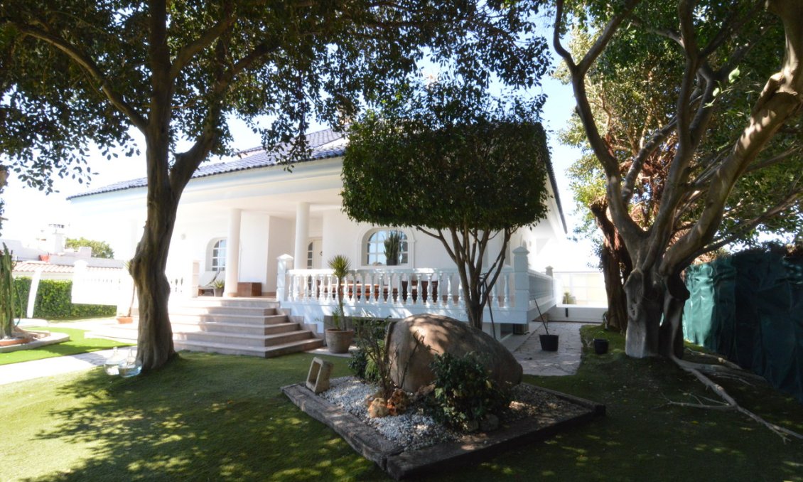 Segunda mano - Villa -
Torrevieja - Costa Blanca