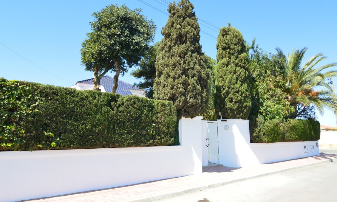 Segunda mano - Villa -
Torrevieja - Costa Blanca