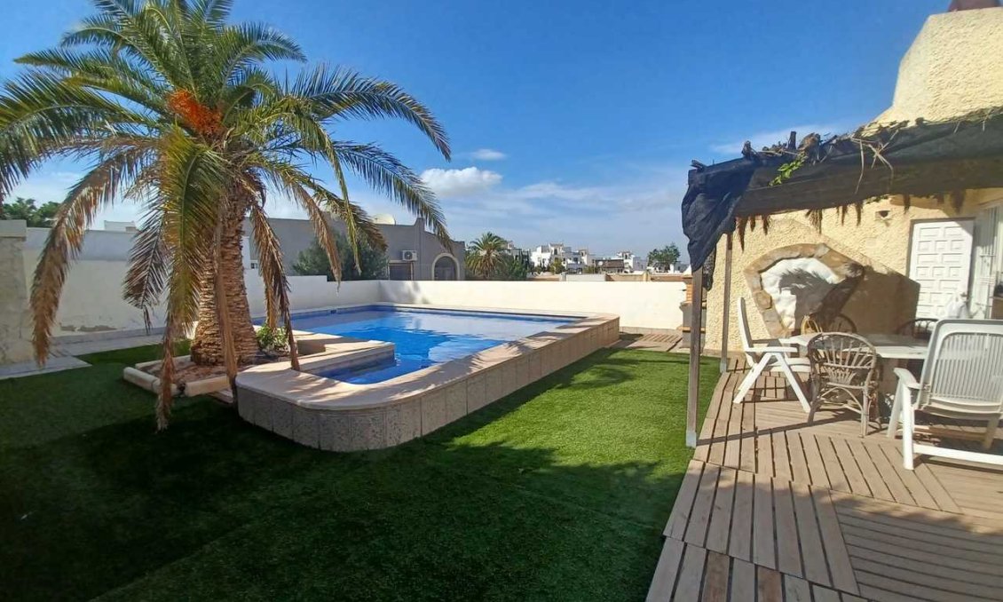 Segunda mano - Town House -
Los Balcones - Costa Blanca