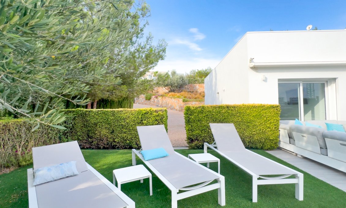 Segunda mano - Villa -
Las Colinas Golf - Costa Blanca