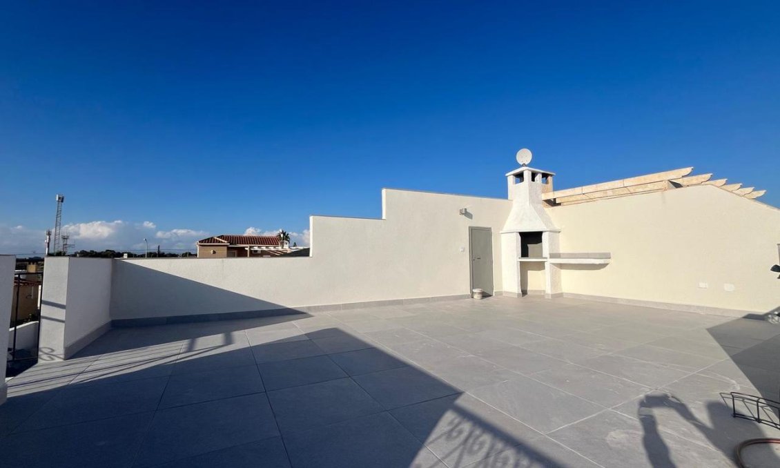 Segunda mano - Villa -
La Siesta - Costa Blanca