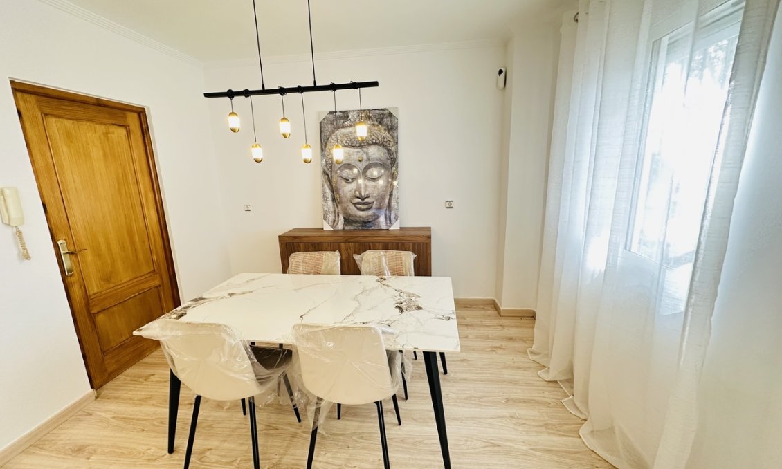 Revente - Villa -
Orihuela - Inland