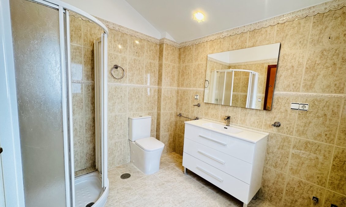 Revente - Villa -
Orihuela - Inland
