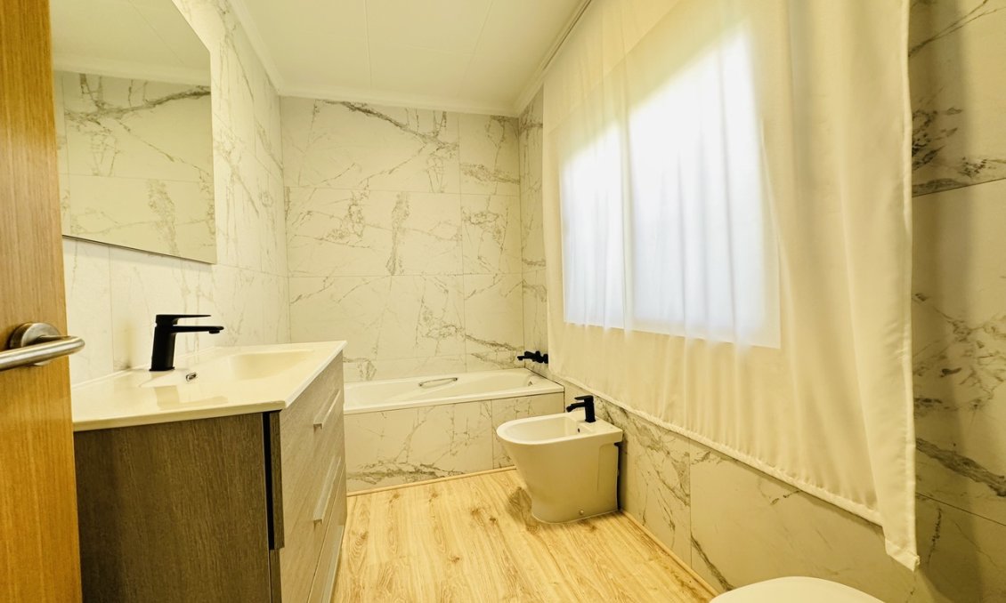Revente - Villa -
Orihuela - Inland
