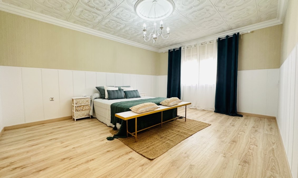 Revente - Villa -
Orihuela - Inland