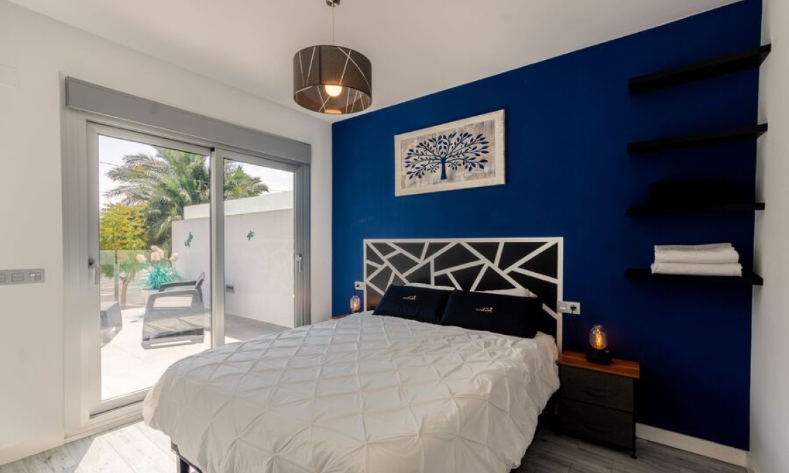 Segunda mano - Villa -
Daya Vieja - Costa Blanca