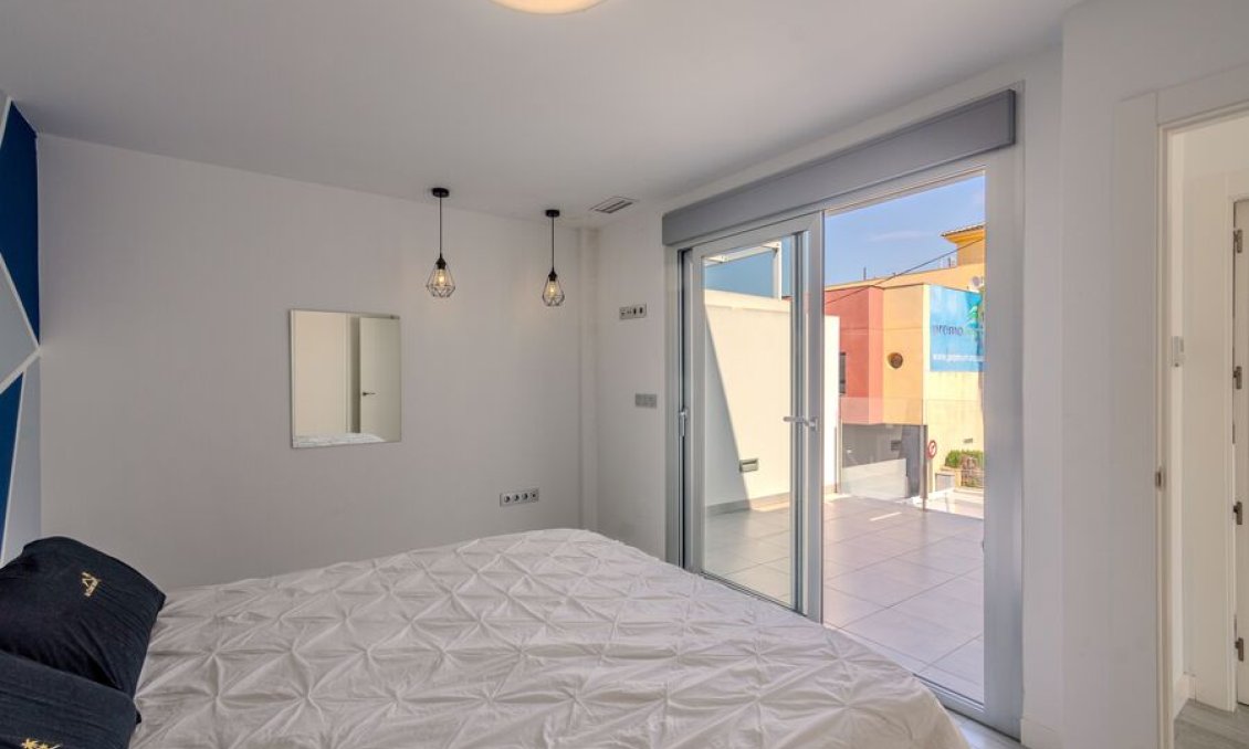 Segunda mano - Villa -
Daya Vieja - Costa Blanca