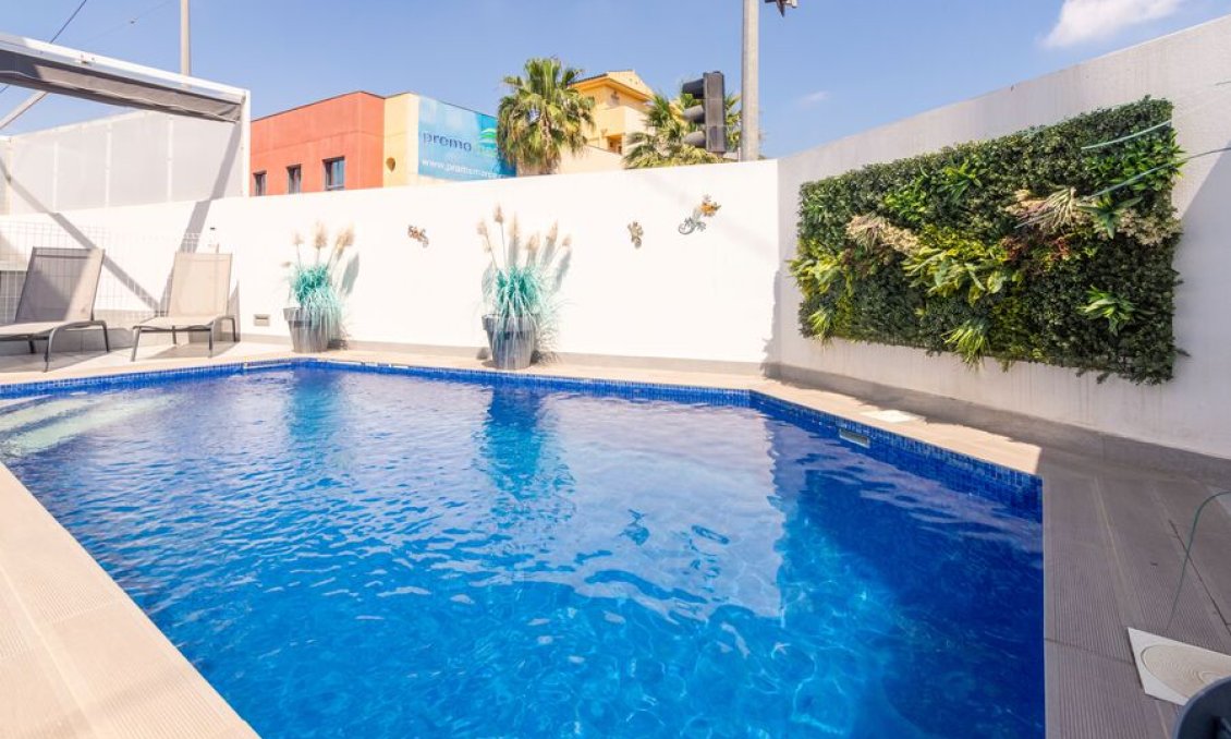 Segunda mano - Villa -
Daya Vieja - Costa Blanca