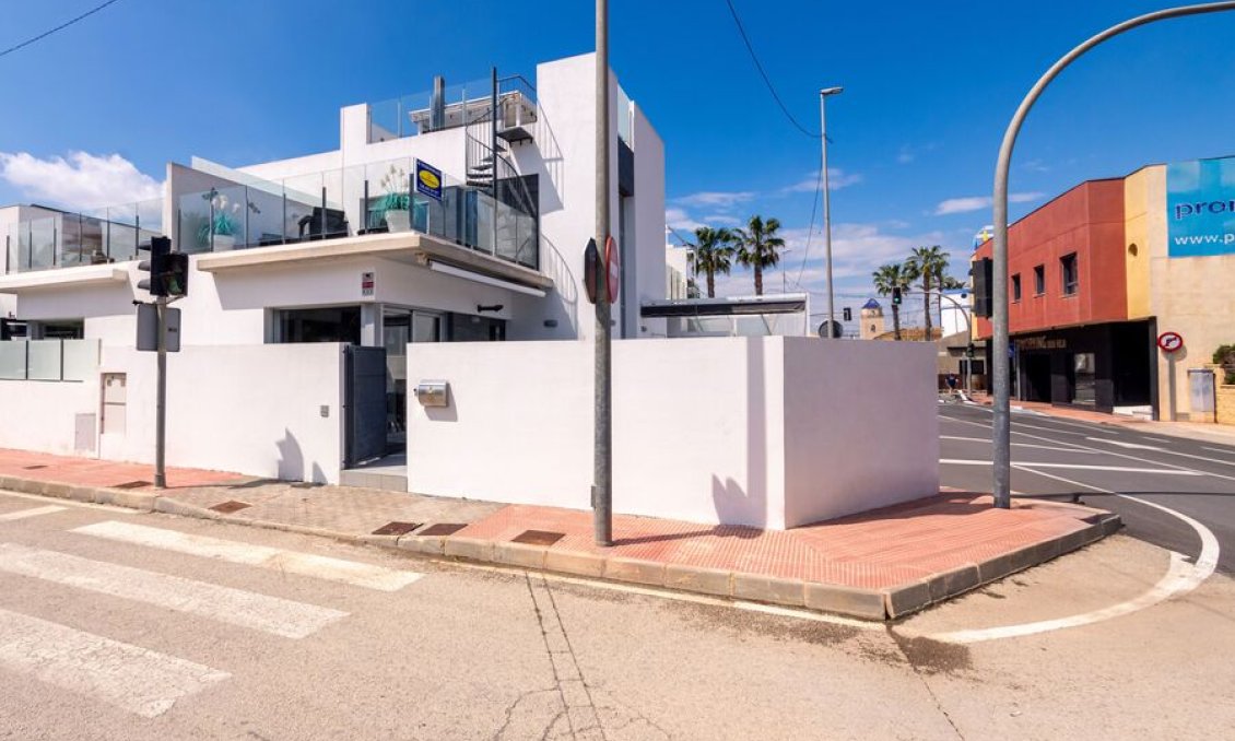 Segunda mano - Villa -
Daya Vieja - Costa Blanca
