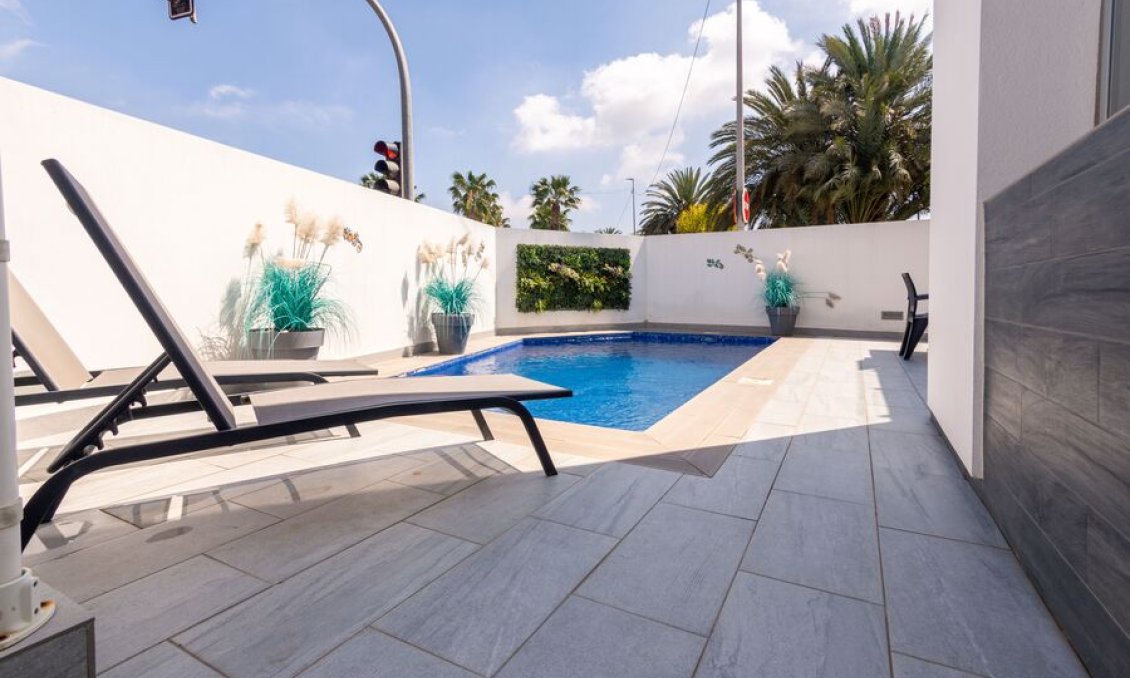 Segunda mano - Villa -
Daya Vieja - Costa Blanca