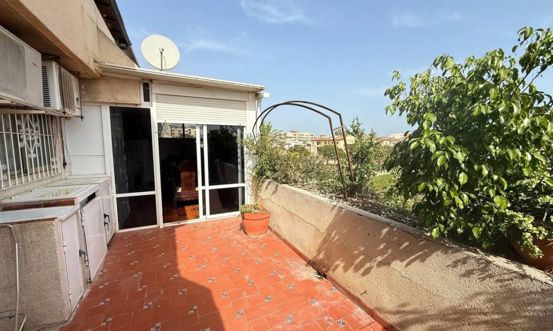 Segunda mano - Apartamento -
Orihuela Costa - Punta Prima
