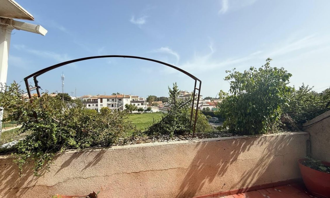 Segunda mano - Apartamento -
Orihuela Costa - Punta Prima