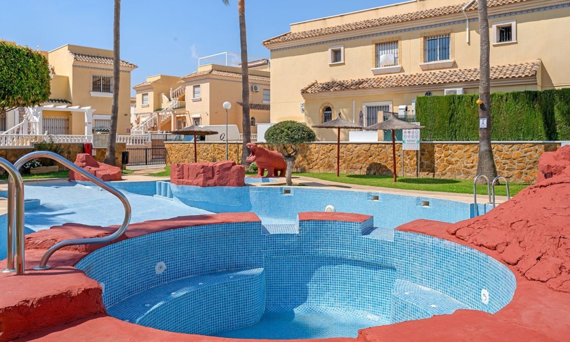 Revente - Bungalow -
Orihuela Costa - Costa Blanca