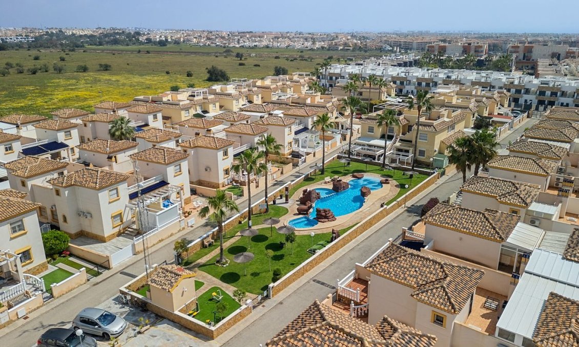Revente - Bungalow -
Orihuela Costa - Costa Blanca