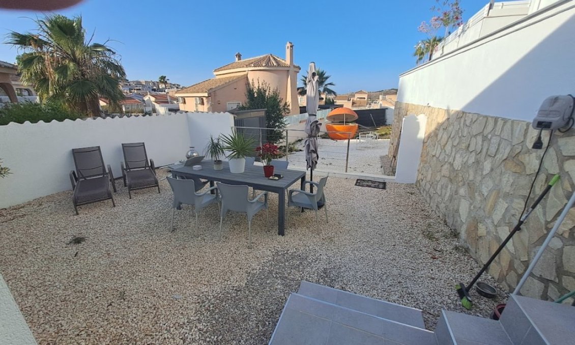 Használt Ingatlanok - Villa -
Ciudad Quesada - Costa Blanca