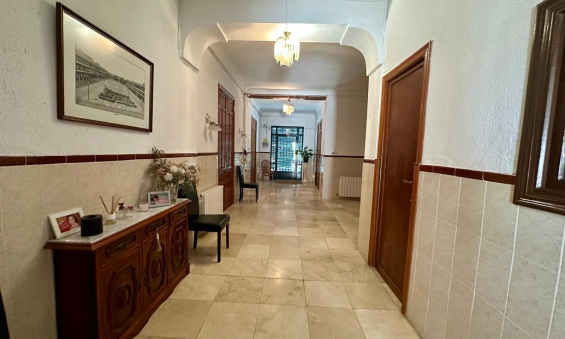 Segunda mano - Villa -
Torre Del Rico - Inland