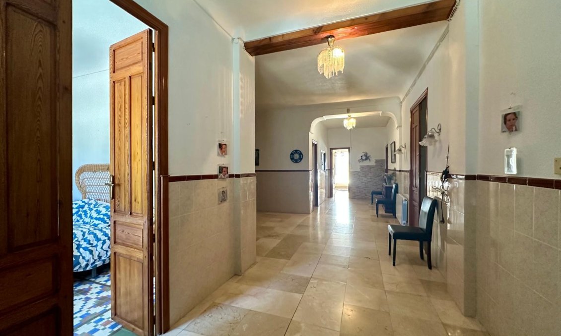 Segunda mano - Villa -
Torre Del Rico - Inland