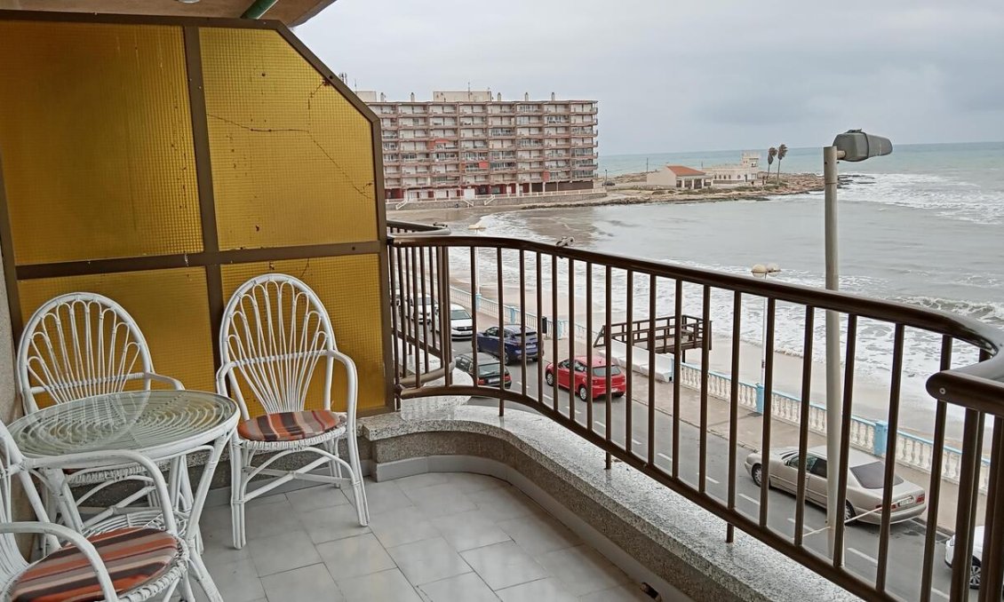 Wiederverkauf - Wohnung -
Torrevieja - PLAYA LOS LOCOS