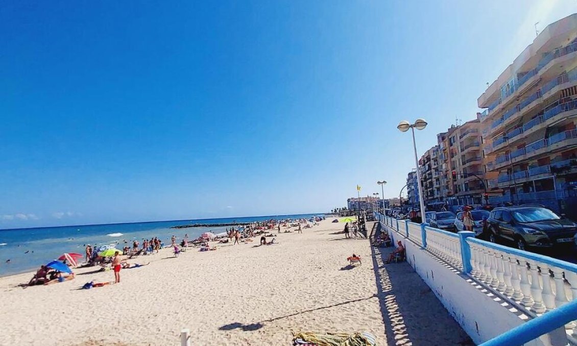 Wiederverkauf - Wohnung -
Torrevieja - PLAYA LOS LOCOS